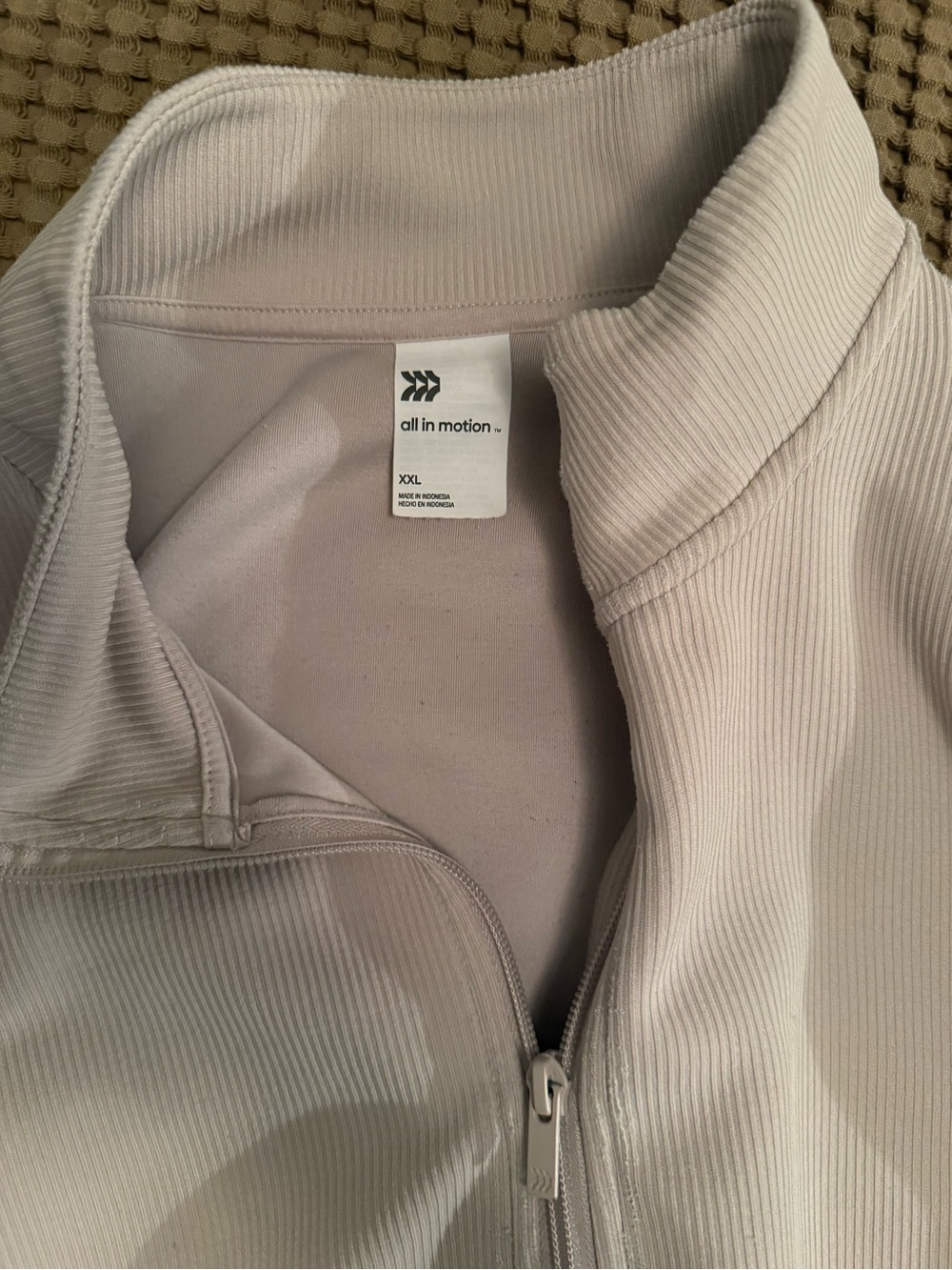 all in motion Women's Half-Zip Pullover in Light Mauve - Picture 2 of 2